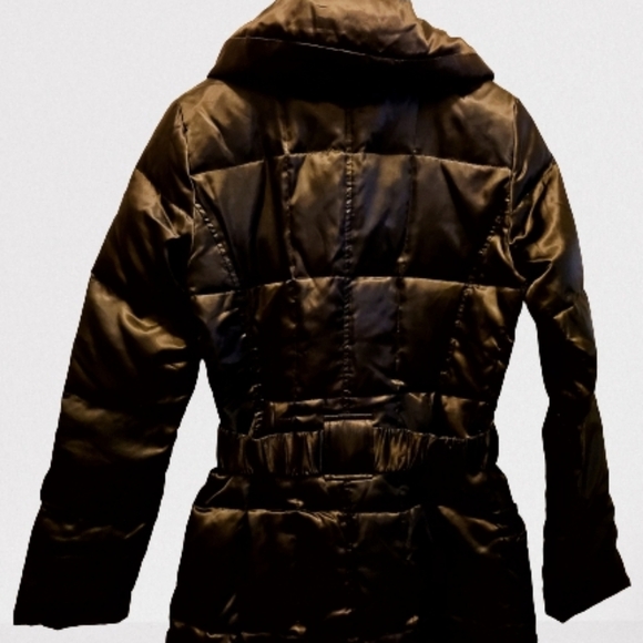 *Laundry by Shelli Segal Puffer Cloud Quilted Puffer Coat. - Picture 2 of 4